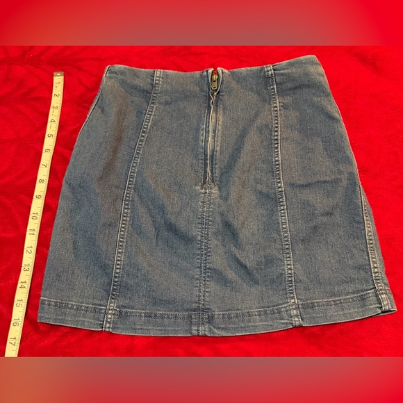FREE PEOPLE SIZE 8 Perfect Condition Denim Skirt C Pictures 4 Measurements 😍🥰❤️ - Picture 4 of 11